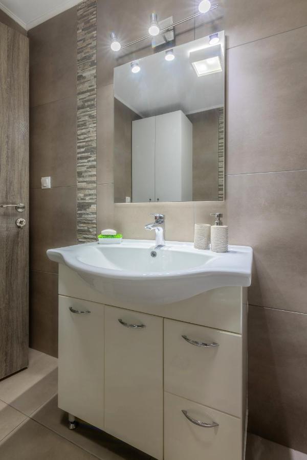 Elegant City Apartment 伊拉克利翁 外观 照片